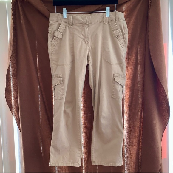 ANA BRAND Tan Crop Cargo Pants size 6 Petite - Picture 1 of 7